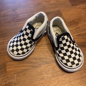 Toddler Checkered Vans Size 4